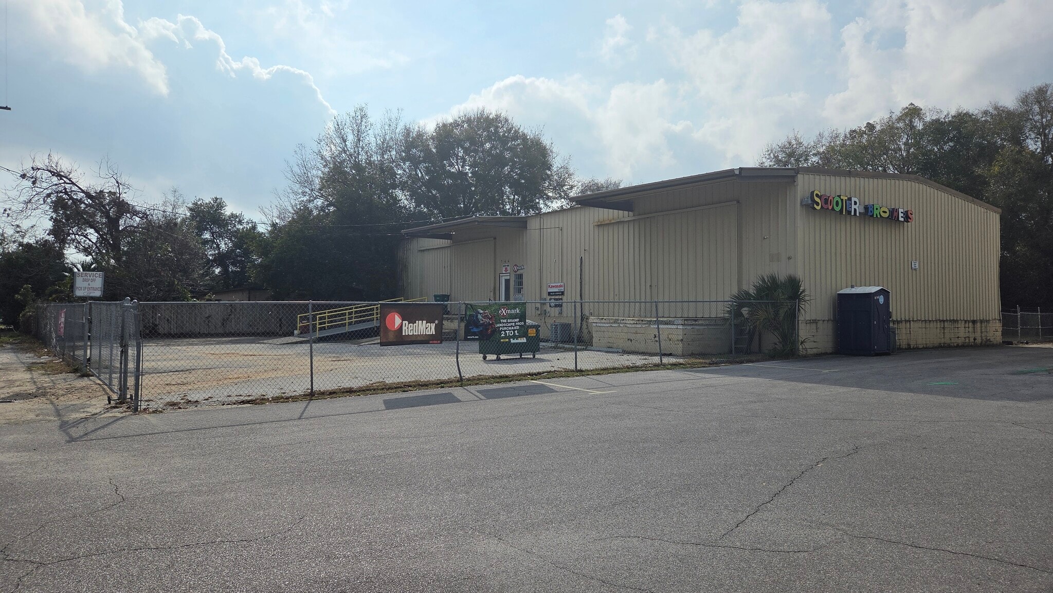 144 Air Force St, Fort Walton Beach, FL à louer Photo principale- Image 1 de 4