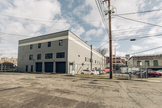 More details for 1132 SW 17th Ave, Portland, OR - Industrial for Lease