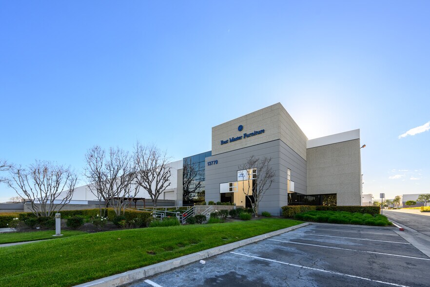 13770-13874 Norton Ave, Chino, CA for lease - Building Photo - Image 1 of 5