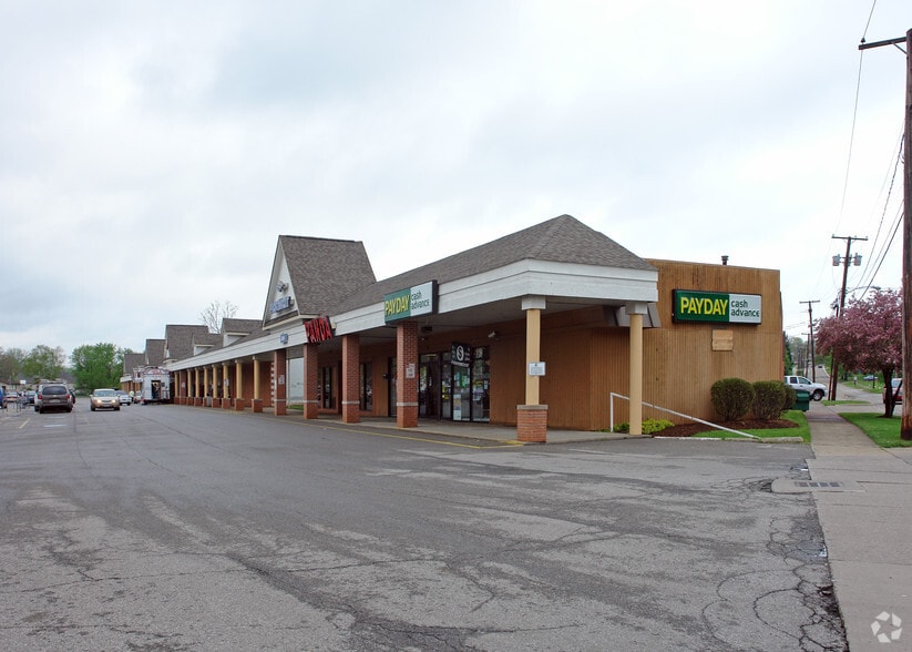 220 N Main St, Rittman, OH for lease - Primary Photo - Image 1 of 4