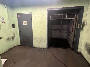 175 Paterson Ave, Little Falls, NJ à louer Photo du bâtiment- Image 2 de 3