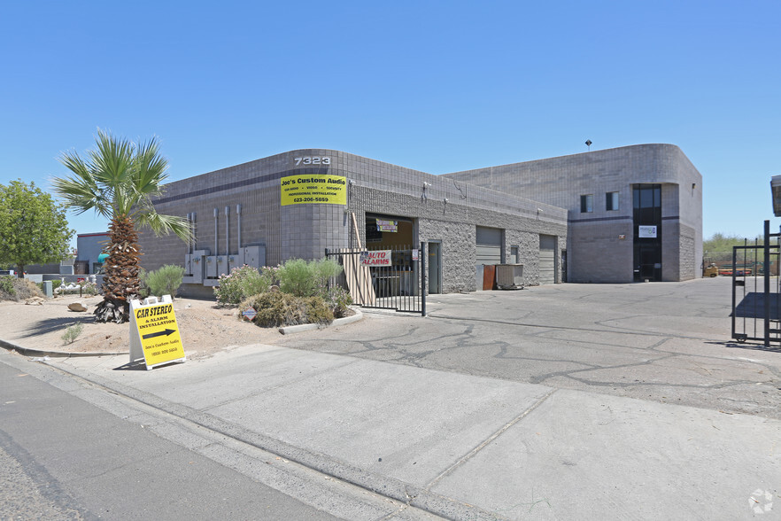 7323 W Carole Ln, Glendale, AZ for lease - Primary Photo - Image 1 of 15