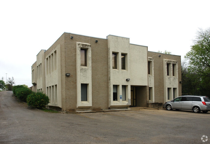 7333 Hwy 290 E, Austin, TX for lease - Building Photo - Image 3 of 11