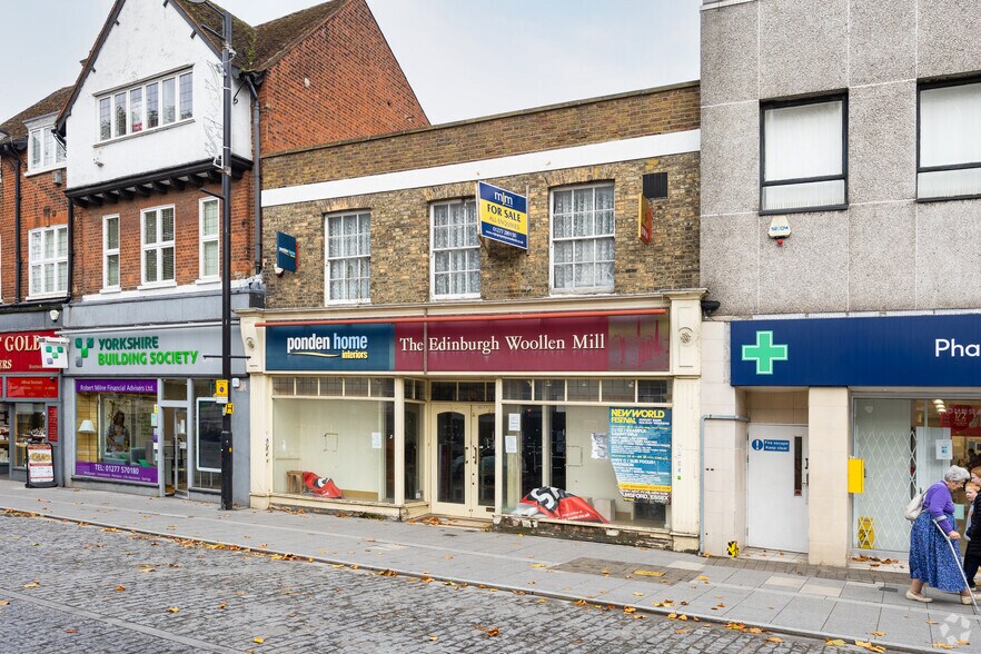 53-55 High St, Brentwood for lease - Building Photo - Image 2 of 5