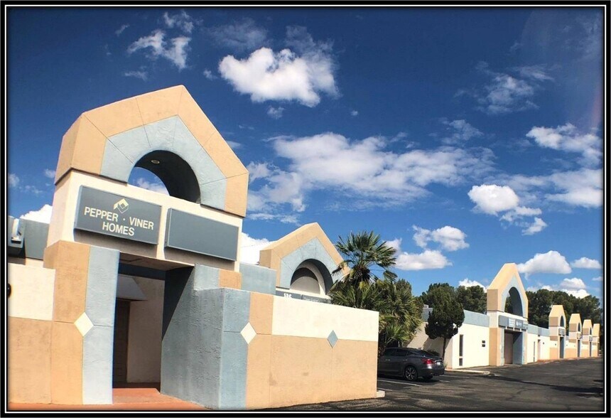 5625-5679 E Grant Rd, Tucson, AZ à louer - Photo du bâtiment - Image 2 de 4