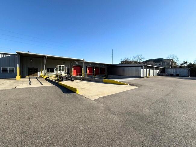 More details for 2501 E President St, Savannah, GA - Industrial for Lease