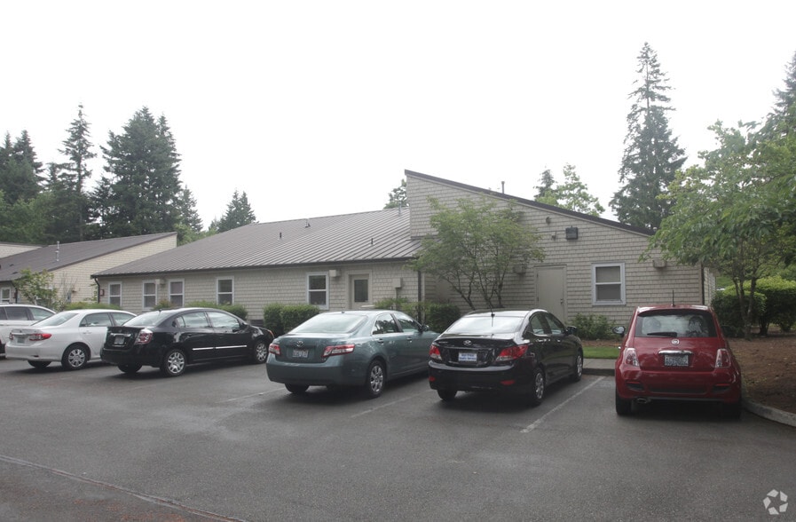 405 Black Hills Ln SW, Olympia, WA for sale - Building Photo - Image 2 of 9