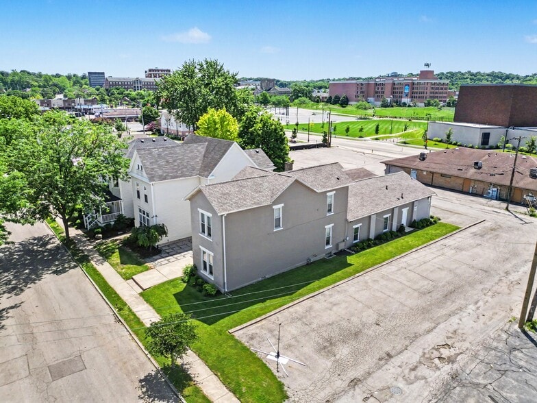 18, 22, 24, and 26 Japser portfolio of 3 properties for sale on LoopNet.ca - Aerial - Image 3 of 60