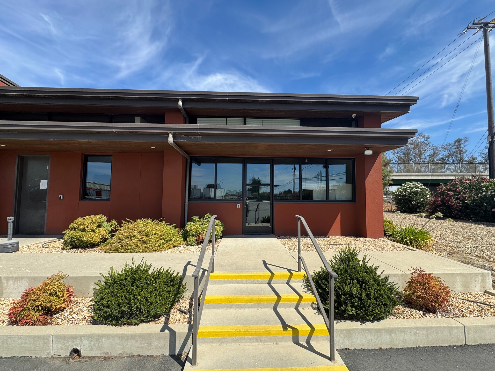 19400 Frontage Rd, Acampo, CA for lease Building Photo- Image 1 of 16