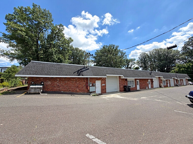 521 Irish Hill Rd, Runnemede, NJ for sale - Building Photo - Image 1 of 17