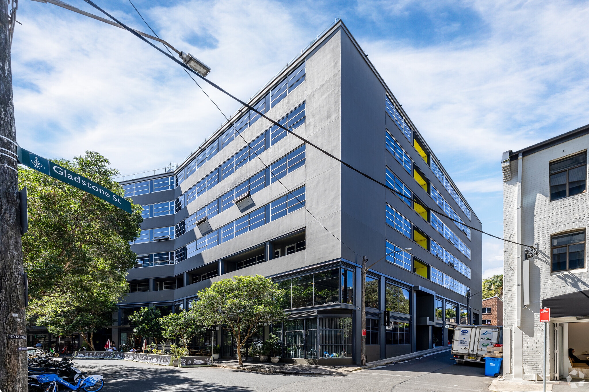 50 Holt St, SURRY HILLS for lease Primary Photo- Image 1 of 5