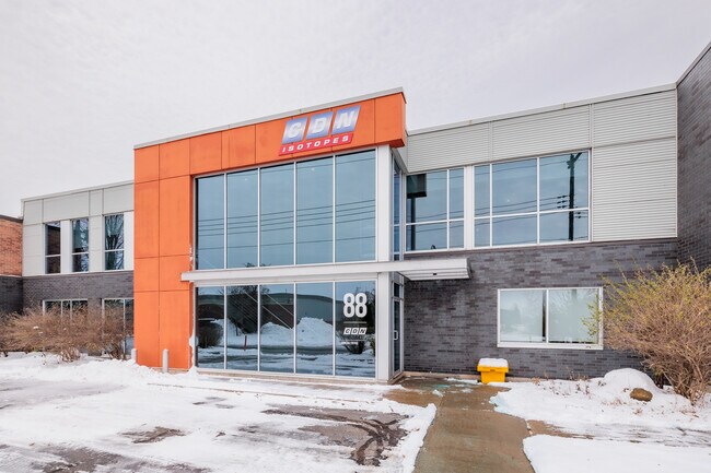More details for 88 Av Leacock, Pointe-claire, QC - Industrial for Sale
