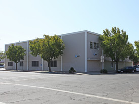 1116 M St, Modesto CA - Services immobiliers commerciaux