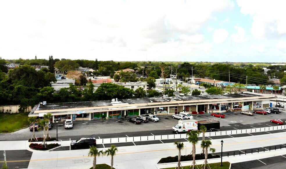 1401-1417 Cleveland St, Clearwater, FL for sale - Building Photo - Image 2 of 32