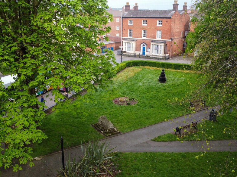 11 Aldergate, Tamworth à louer - Photo du bâtiment - Image 2 de 9