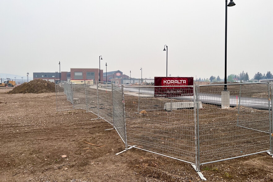 Greenwich Dr NW, Calgary, AB for lease - Construction Photo - Image 2 of 7