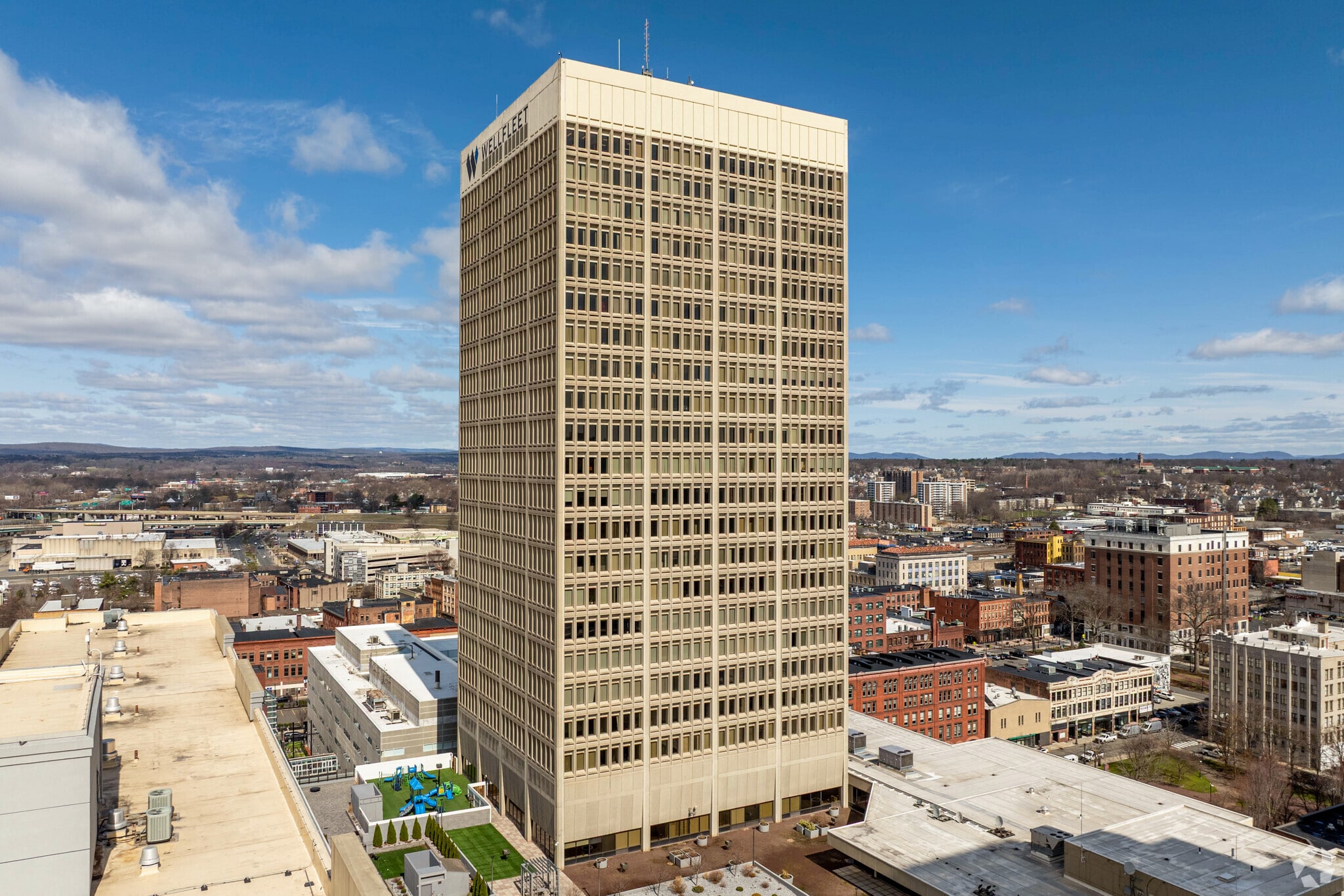 1500 Main St, Springfield, MA à louer Photo principale- Image 1 de 67