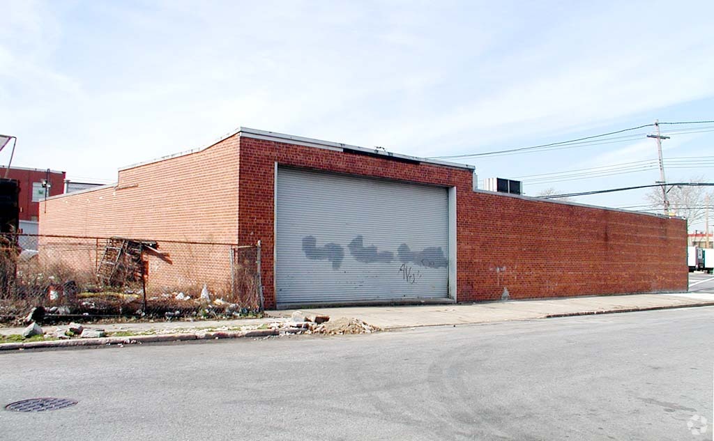 8608 Foster Ave, Brooklyn, NY for sale Primary Photo- Image 1 of 1