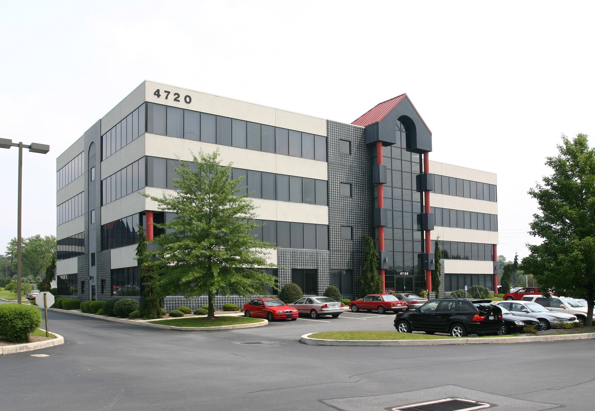 4720 Gettysburg Rd, Mechanicsburg, PA for lease Building Photo- Image 1 of 2