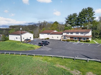 More details for 5585 MacArthur Rd, Whitehall, PA - Flex for Sale