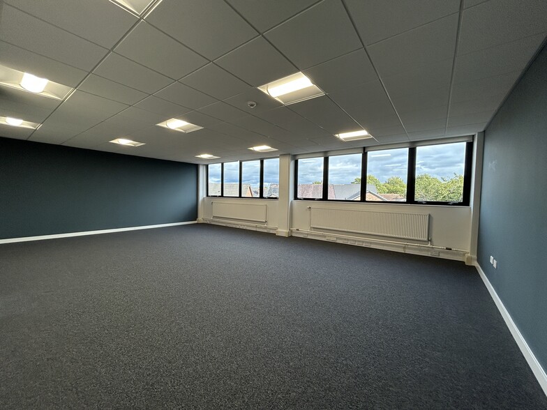 Beech Ln, Wilmslow for lease - Building Photo - Image 3 of 5