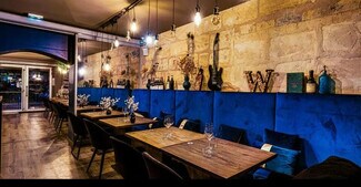 Plus de détails pour Commerce de détail à louer