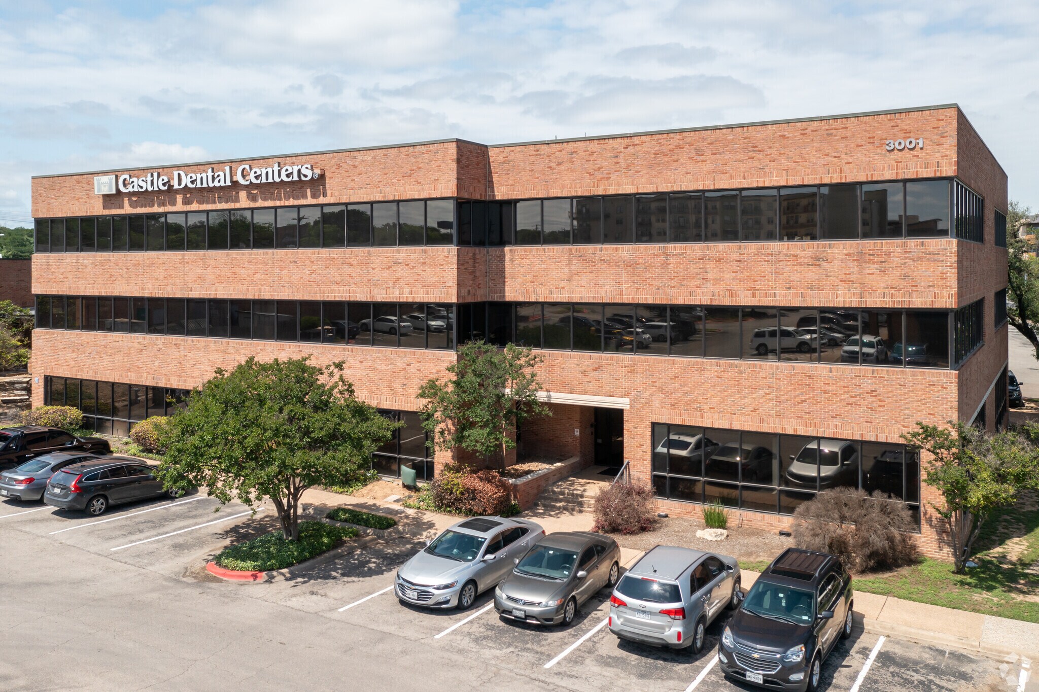 3001 S Lamar Blvd, Austin, TX for lease Primary Photo- Image 1 of 8