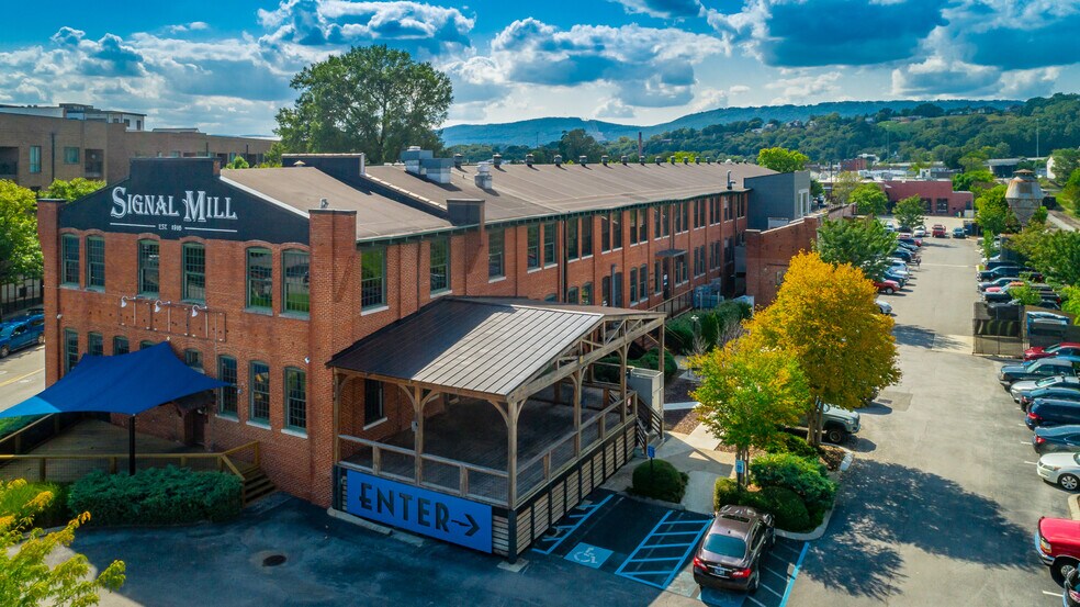 205 Manufacturers Rd, Chattanooga, TN à louer - Photo du bâtiment - Image 3 de 87