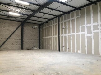 Plus de détails pour Local d'activités, Industriel à louer