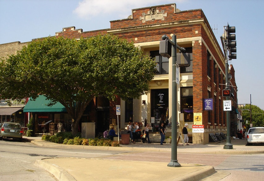 115 E Virginia St, McKinney, TX for lease - Building Photo - Image 3 of 13