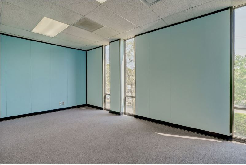 5041 New Centre Dr, Wilmington, NC for lease Interior Photo- Image 1 of 5