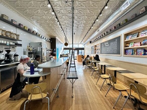 613-619 E Liberty St, Ann Arbor, MI à louer Photo intérieure- Image 2 de 4