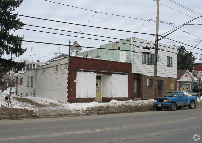 9687 Main St, Machias, NY à vendre - Photo du bâtiment - Image 2 de 3