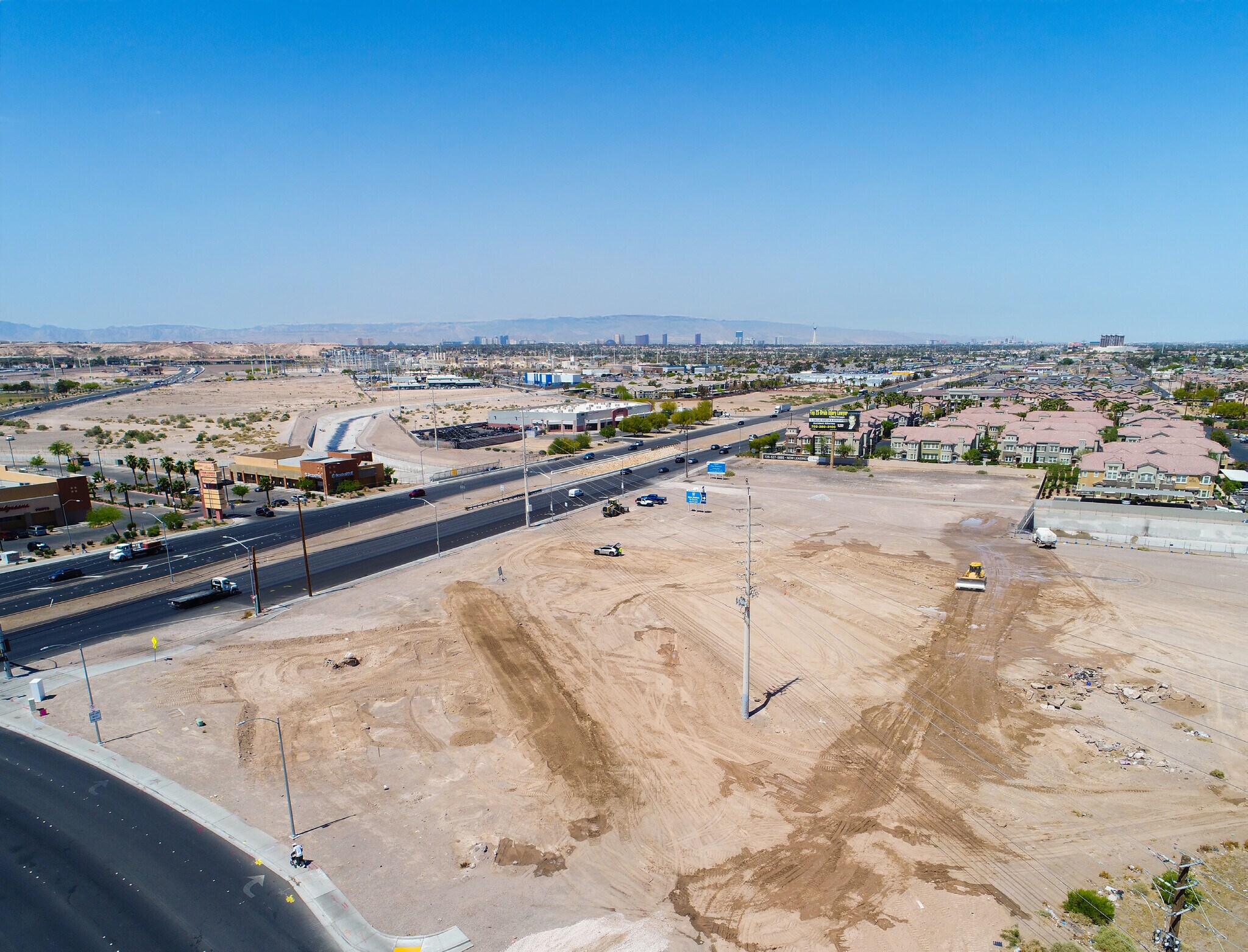 E Russell Rd, Henderson, NV à vendre Photo de construction- Image 1 de 8