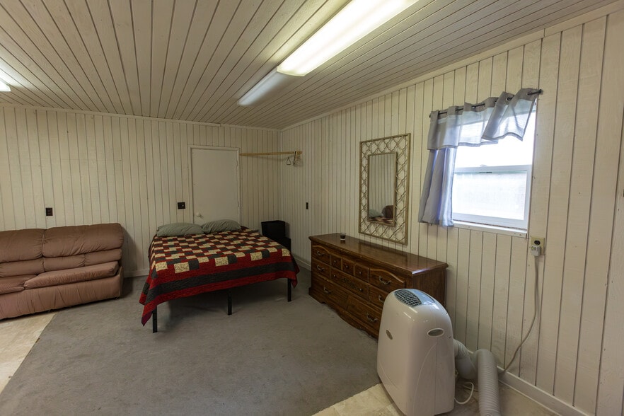 2213 Main St E, Thompson Falls, MT for sale - Building Photo - Image 3 of 66