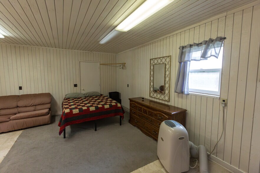 2213 Main St E, Thompson Falls, MT à vendre - Photo du bâtiment - Image 3 de 66