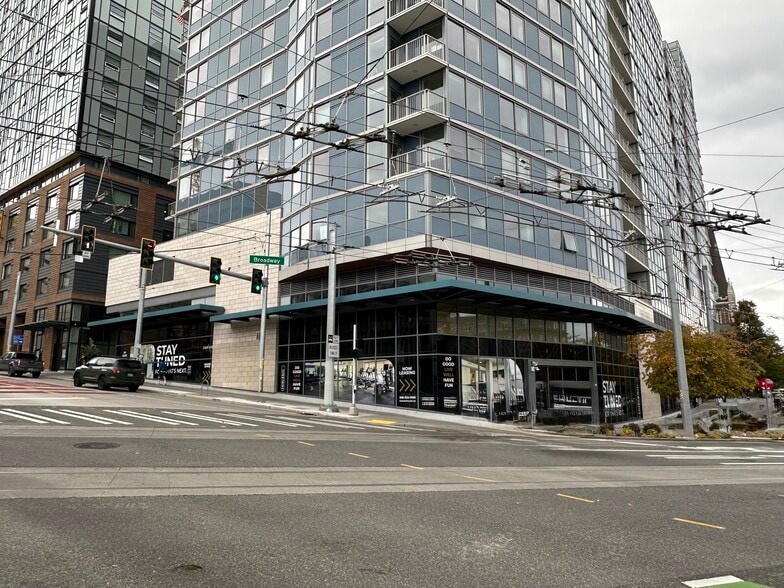 1001 Broadway, Seattle, WA for lease - Building Photo - Image 2 of 4