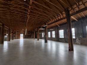 2724 6th Pl S, Seattle, WA for lease Interior Photo- Image 1 of 9