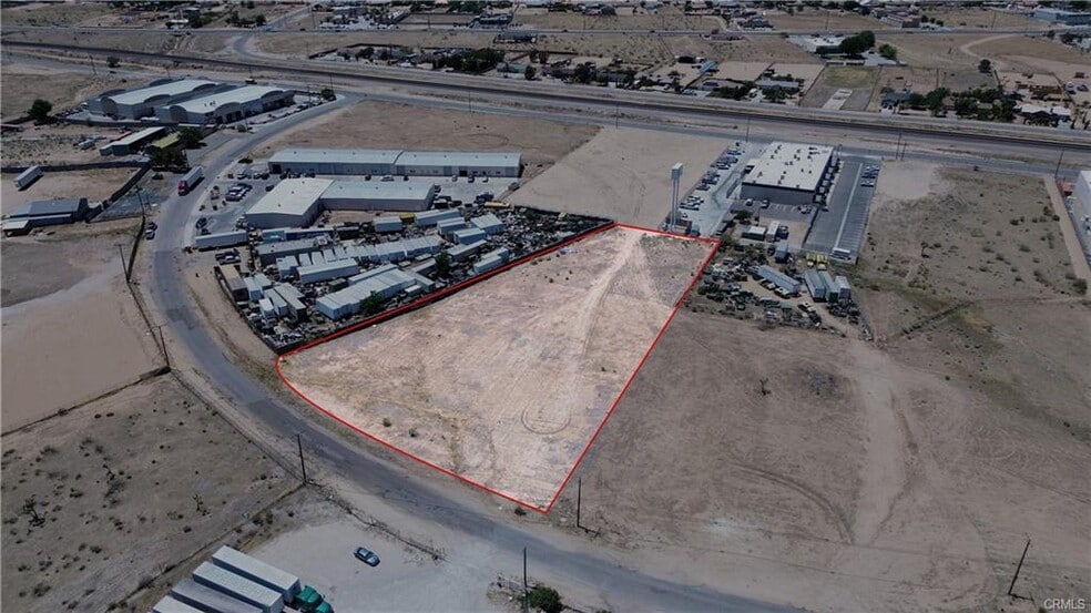 17058 Darwin Ave, Hesperia, CA à vendre - Photo principale - Image 3 de 7