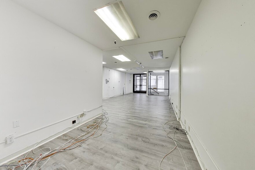 667 Clay St, San Francisco, CA for lease - Building Photo - Image 3 of 20