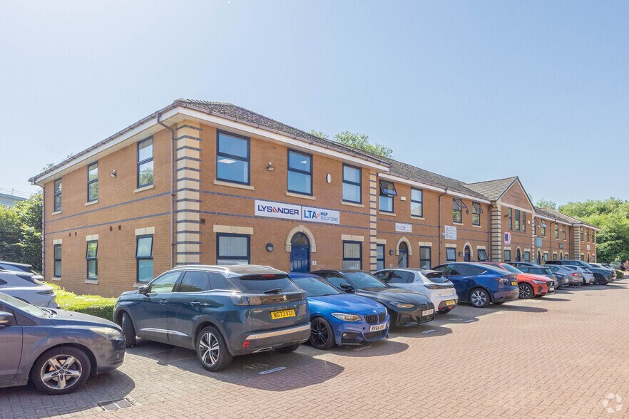 Loake Clos, Northampton à vendre - Photo du bâtiment - Image 3 de 3