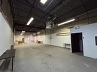 Plus de détails pour 286 Attwell Dr, Toronto, ON - Industriel à louer