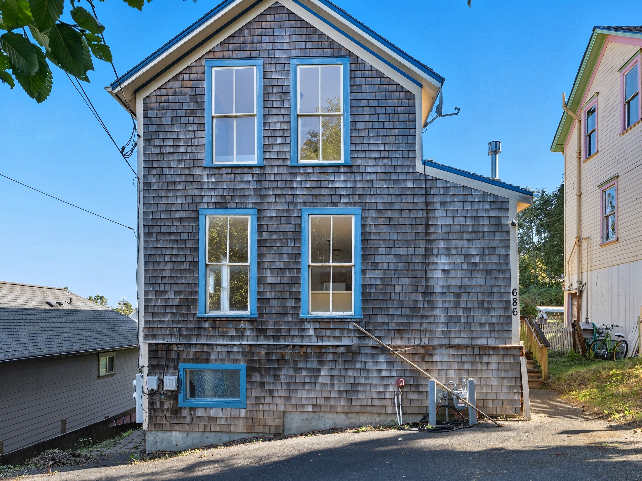 686 29th St, Astoria, OR à vendre Photo principale- Image 1 de 18