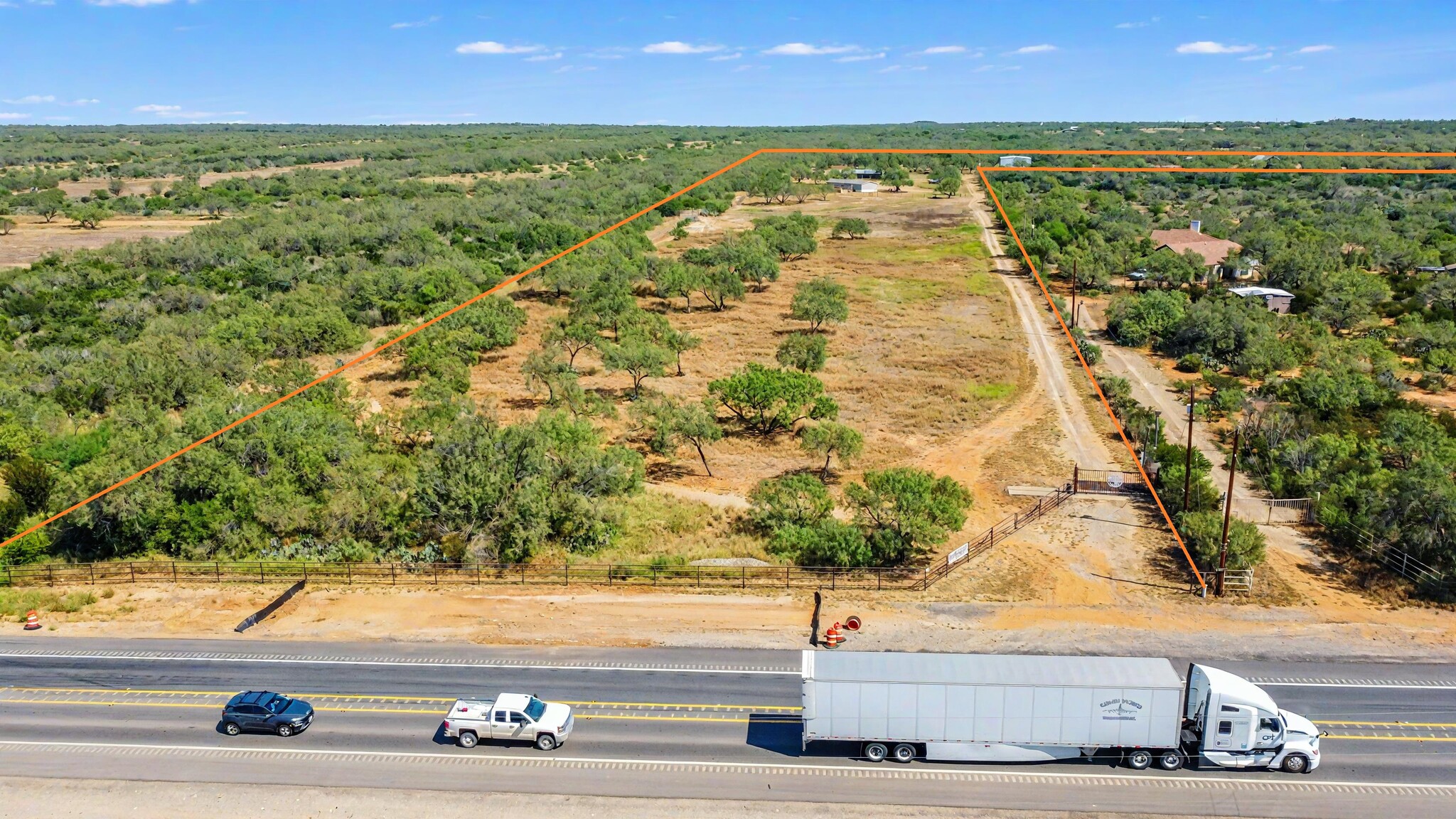 20757 US Highway 83 N, Laredo, TX à vendre Photo principale- Image 1 de 26