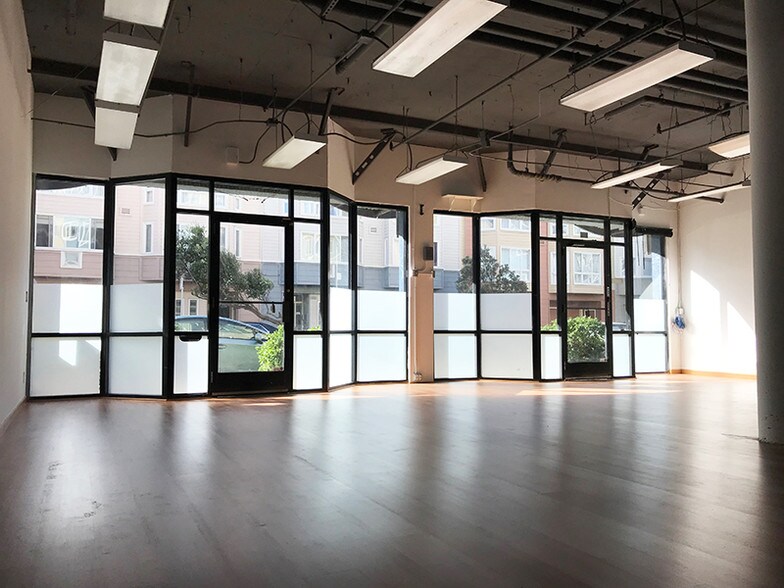 732 La Playa St, San Francisco, CA for lease - Interior Photo - Image 2 of 10