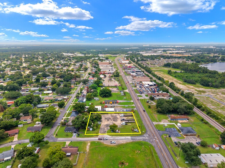 3210 Recker Highway, Winter Haven, FL à vendre - Photo du bâtiment - Image 2 de 12