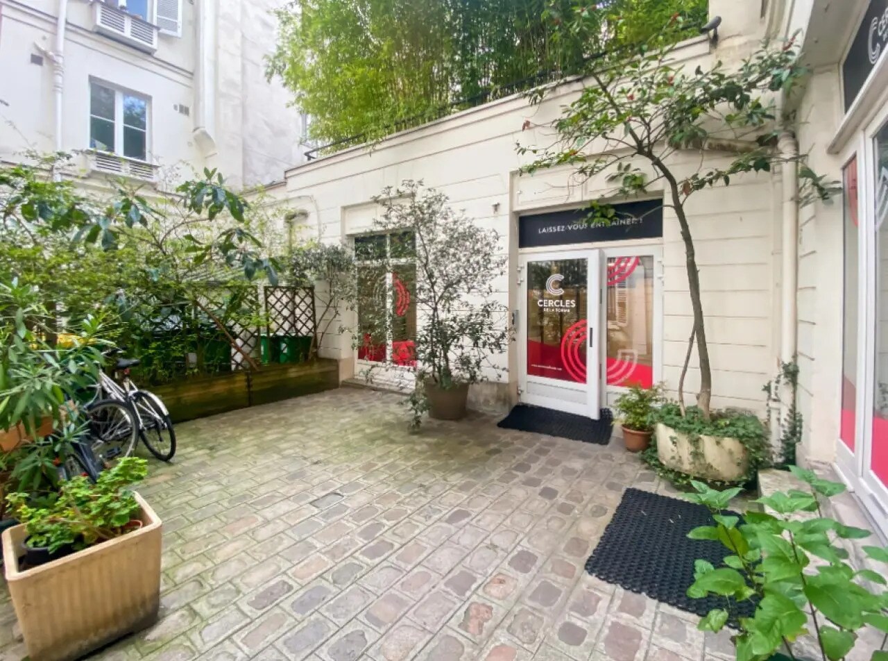 8 Rue Lamartine, Paris for lease Building Photo- Image 1 of 14