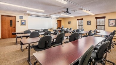 200 N Whitewoman St, Coshocton, OH for lease Building Photo- Image 2 of 4