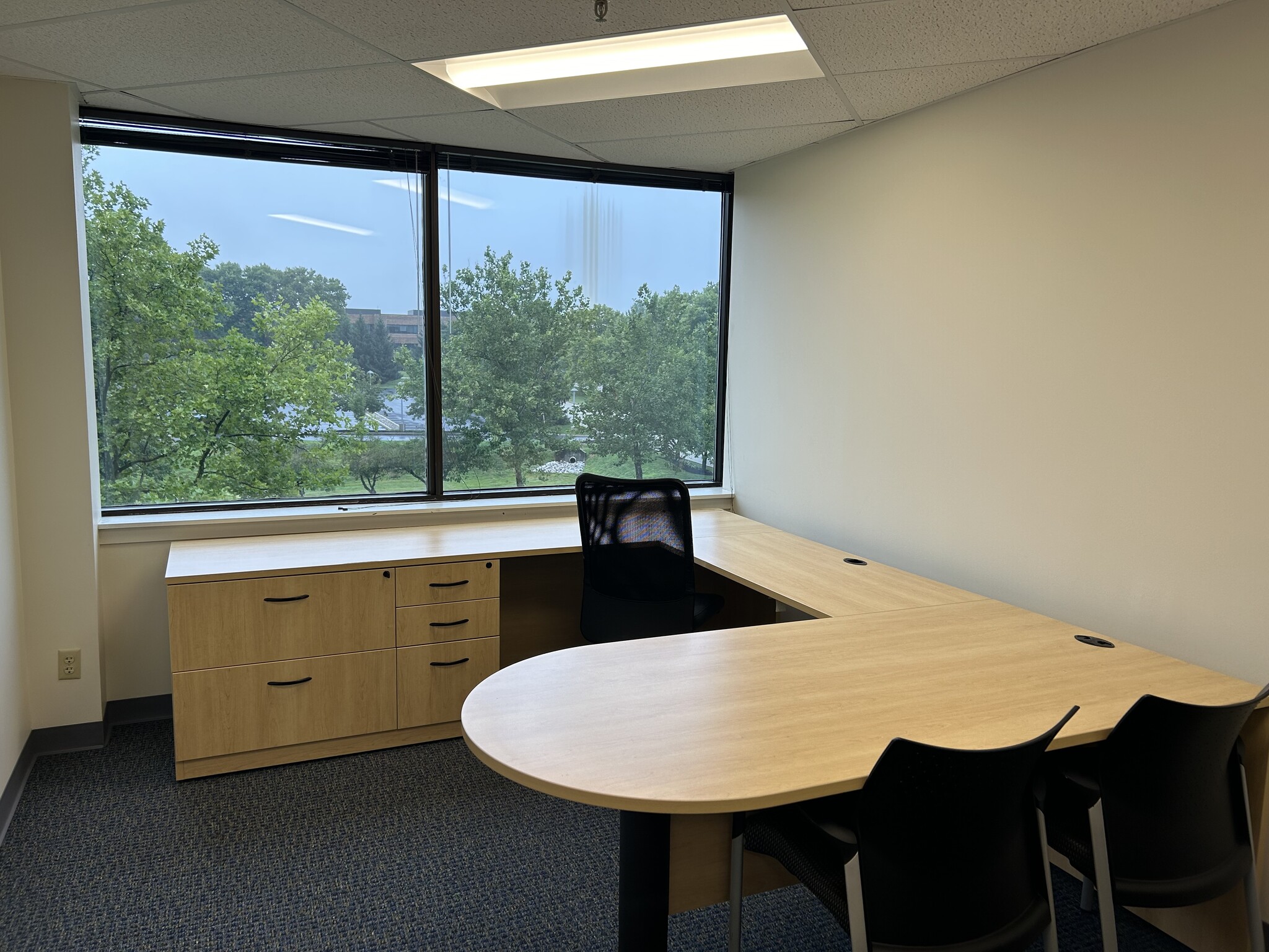 5 Great Valley Pky, Malvern, PA for lease Building Photo- Image 1 of 4