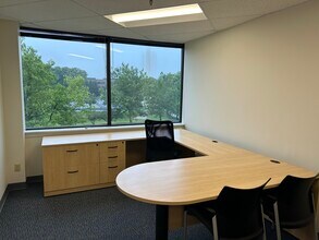 5 Great Valley Pky, Malvern, PA for lease Building Photo- Image 1 of 4